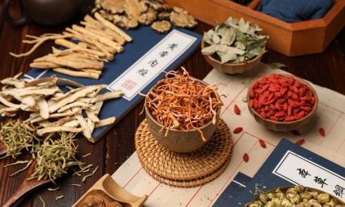 中药佗曾网 :分享14油耗投多少钱一公里-朝晖一区二手房知识
